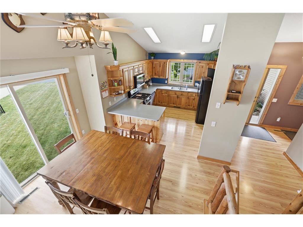 1202 Sunset Boulevard NW Montgomery MN 56069 7093164 image1