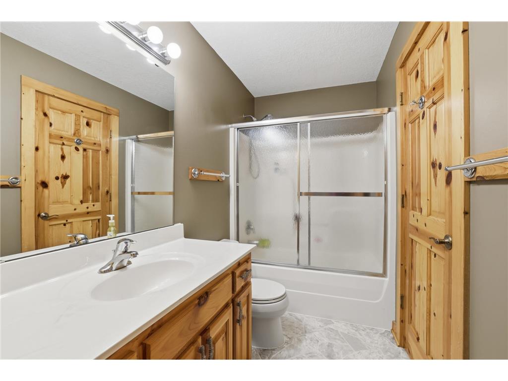 1202 Sunset Boulevard NW Montgomery MN 56069 7093164 image15