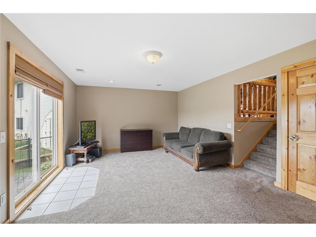 1202 Sunset Boulevard NW Montgomery MN 56069 7093164 image17