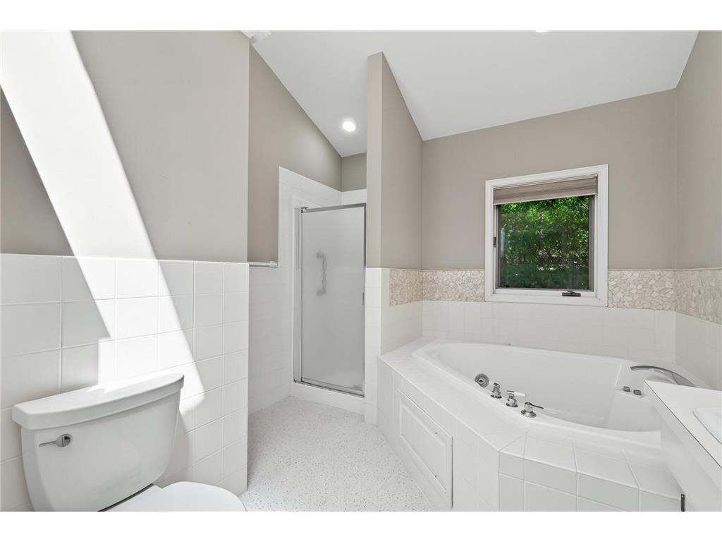 12020 Mayflower Circle Minnetonka MN 55305 7080382 image30