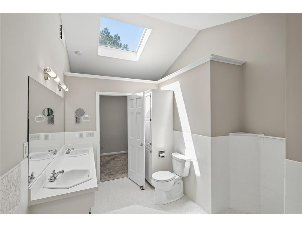 12020 Mayflower Circle Minnetonka MN 55305 7080382 image32