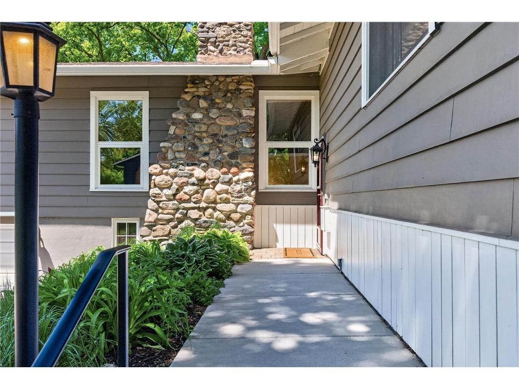 12020 Mayflower Circle Minnetonka MN 55305 7080382 image6