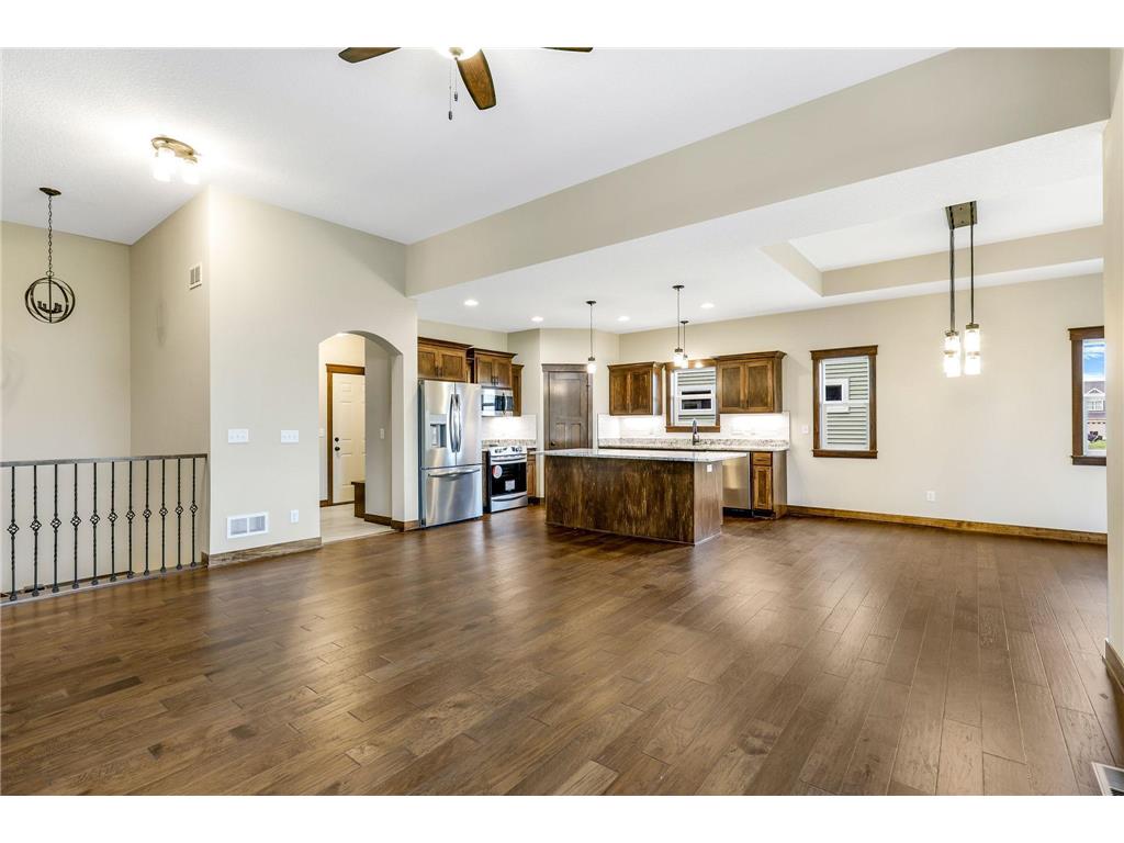 12024 Owatonna Court NE Blaine MN 55449 6747555 image4