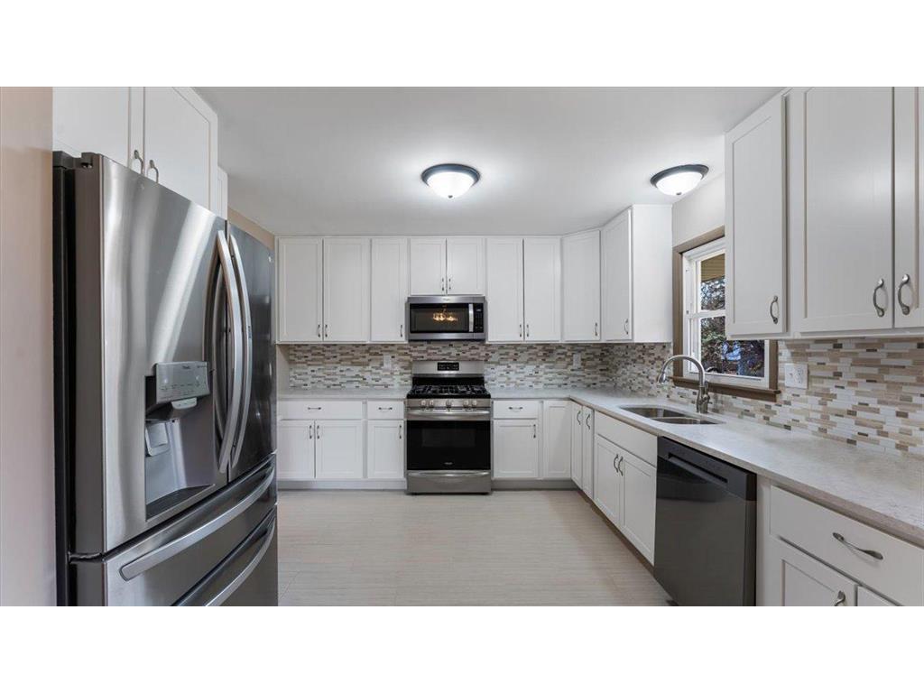 12025 Florida Avenue N Champlin MN 55316 6696179 image1