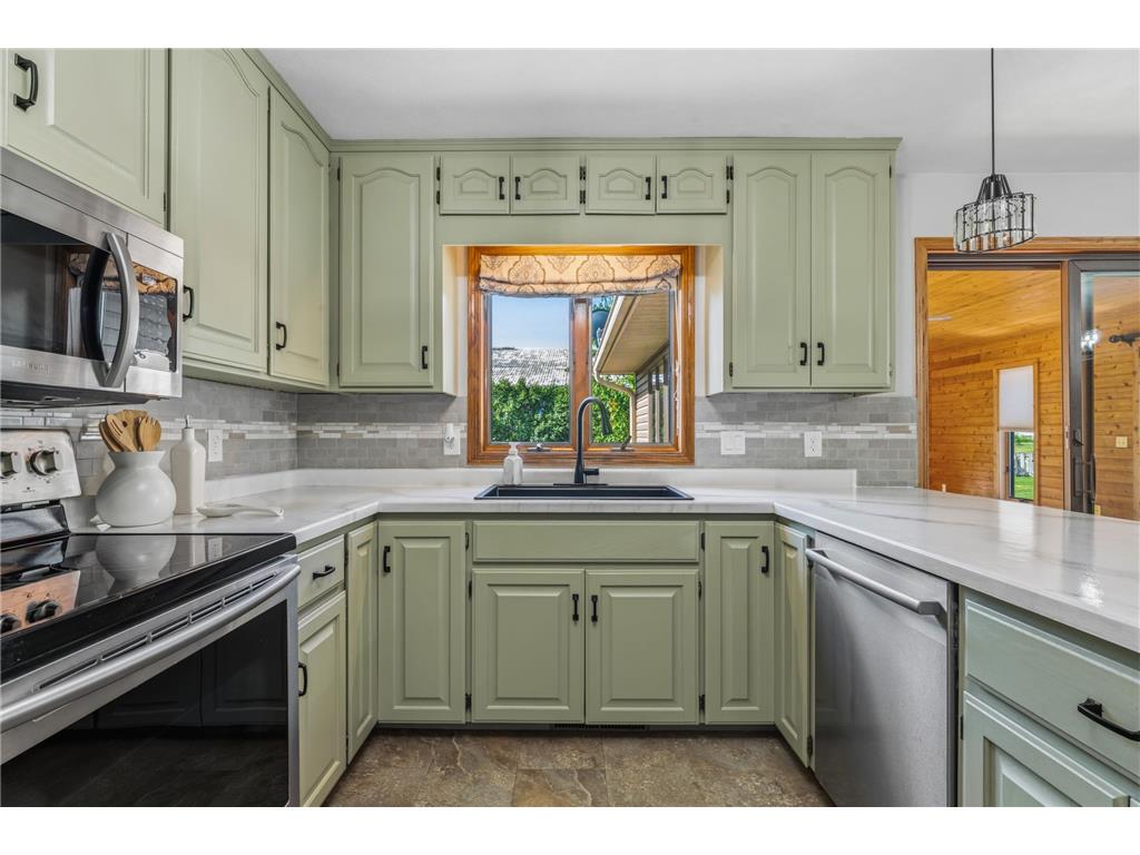 1203 22nd Avenue SW Austin MN 55912 7077526 image12