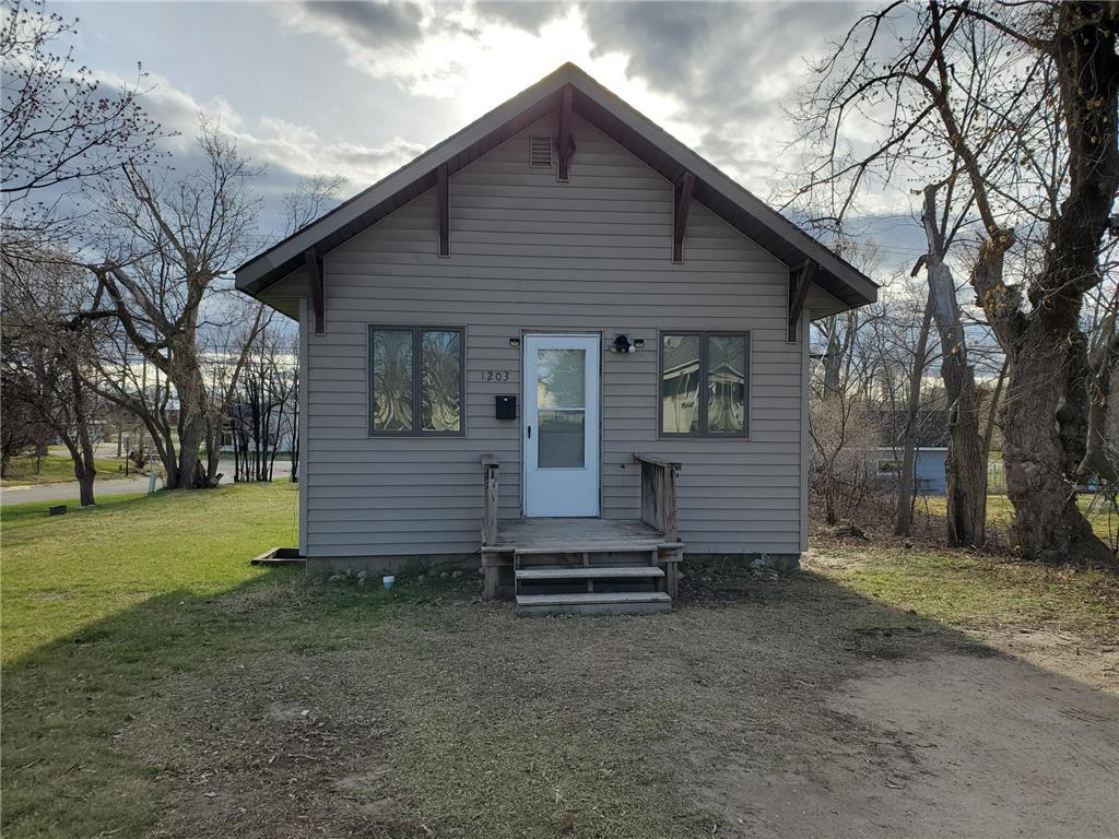 1203 America Avenue NW Bemidji MN 56601 7065665 image5