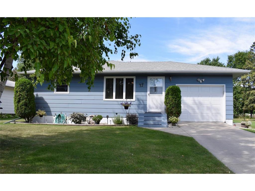 1203 Arnold Avenue N Thief River Falls MN 56701 6346246 image1