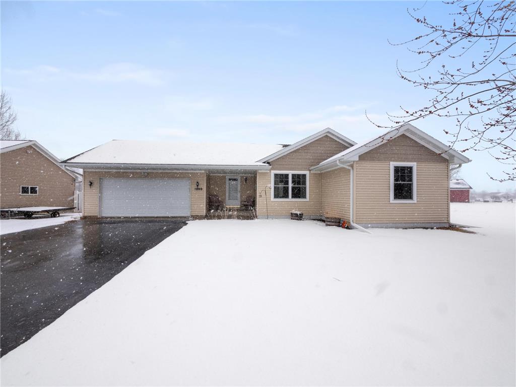 1203 Benjamin Drive Alexandria MN 56308 6696598 image1