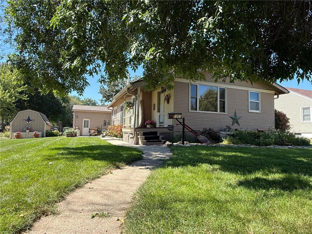 1203 Mcmillan Street Worthington MN 56187 6778785 image1