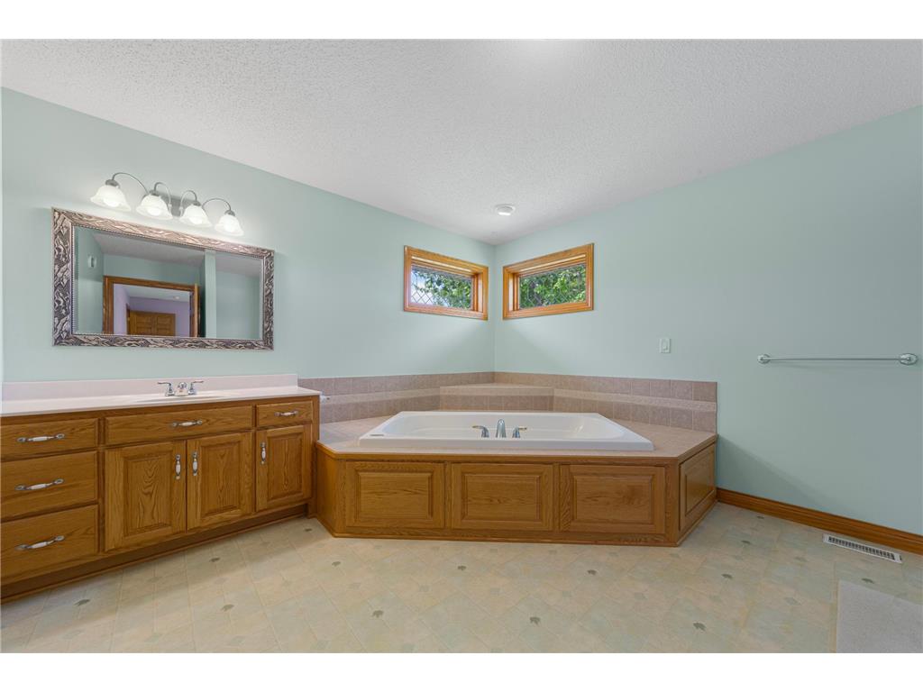 1203 Northridge Drive Lakefield MN 56150 7075961 image24