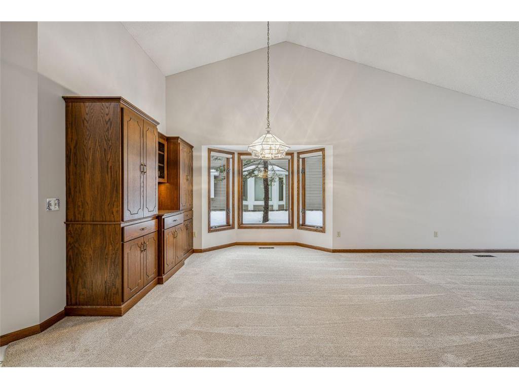1203 Silverthorn Court Shoreview MN 55126 MLS: 6473401 Edina Realty 1203 Silverthorn Court Shoreview MN 55126 MLS: 6473401 Edina Realty