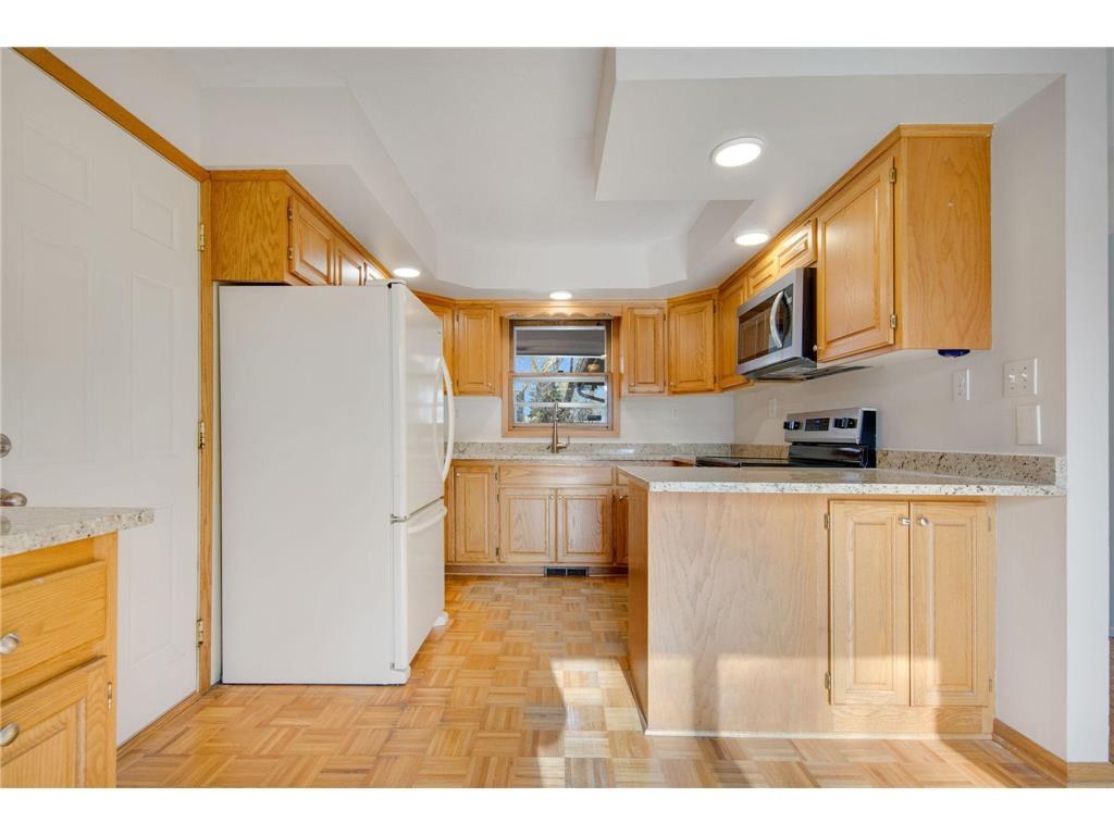 12035 45th Avenue N Plymouth MN 55442 6820076 image16