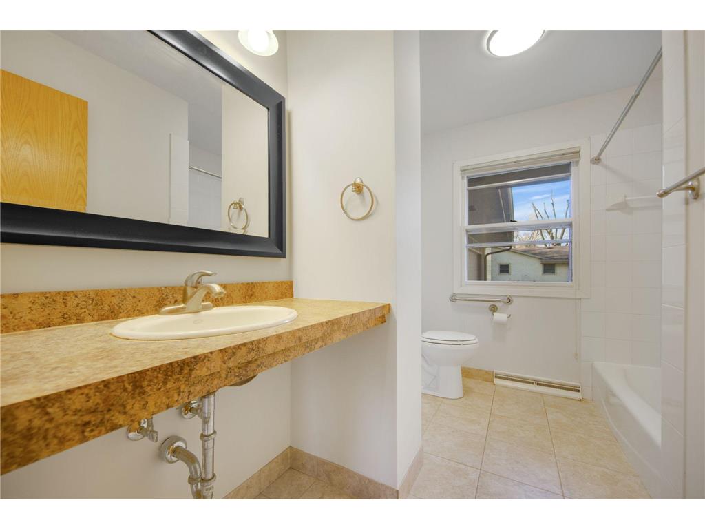 12035 45th Avenue N Plymouth MN 55442 6820076 image26