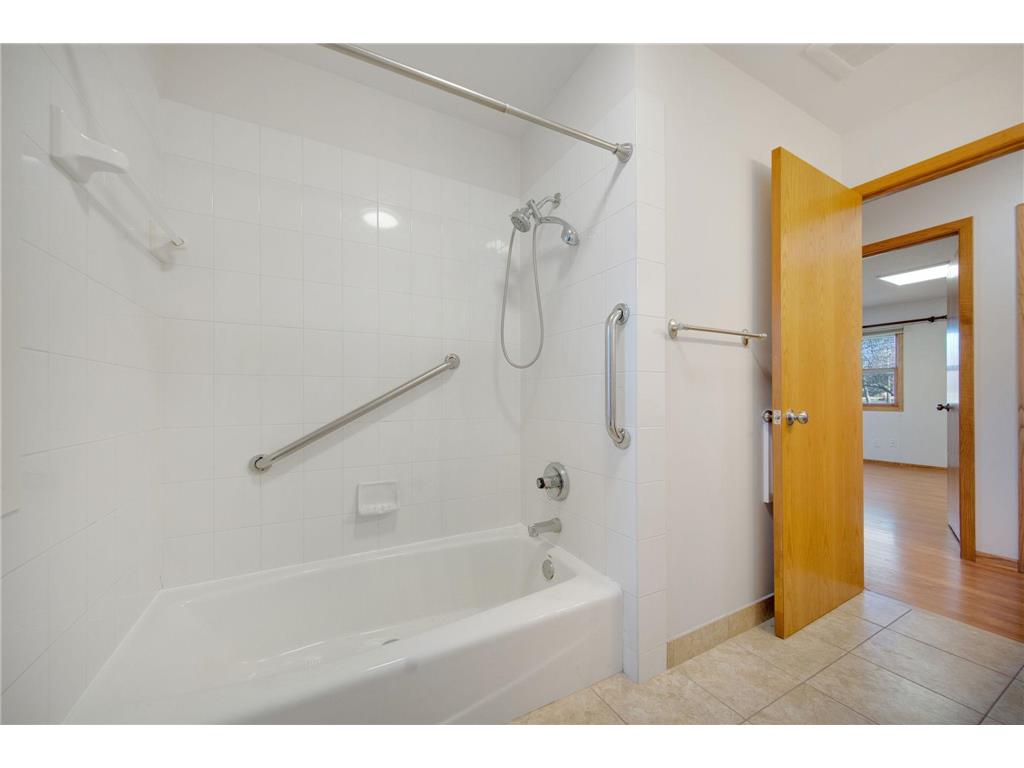 12035 45th Avenue N Plymouth MN 55442 6820076 image27