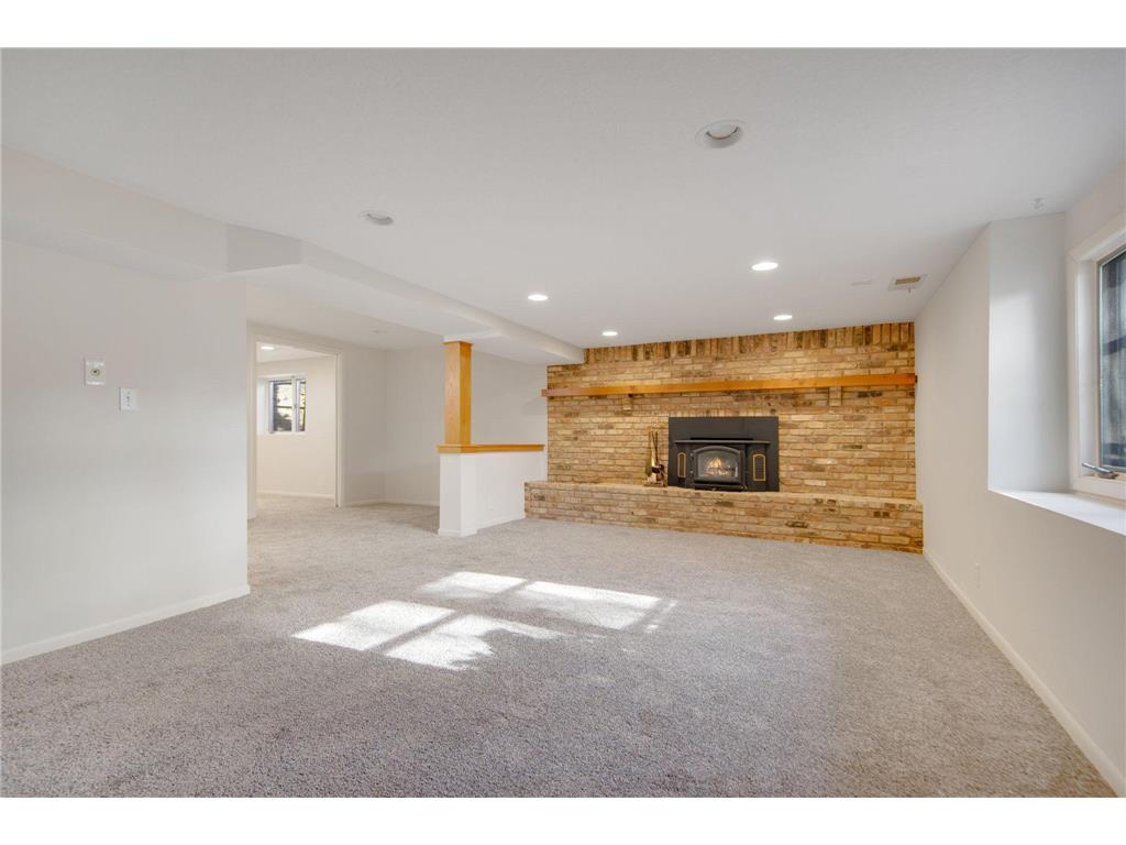 12035 45th Avenue N Plymouth MN 55442 6820076 image28