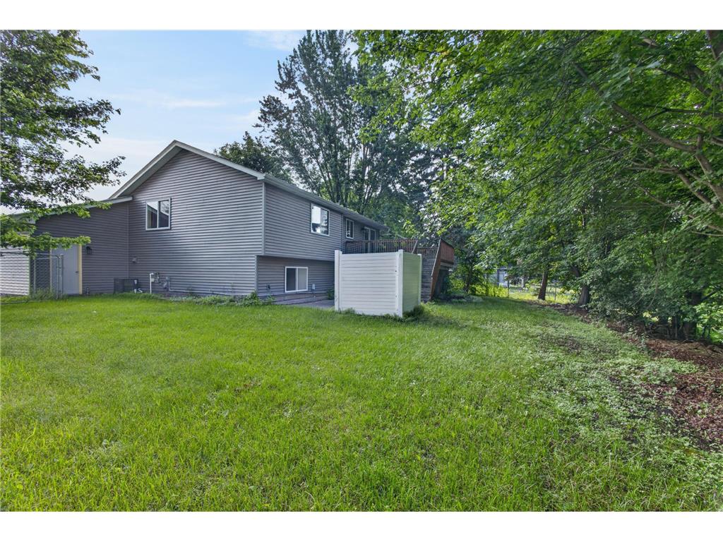 1204 123rd Avenue NE Blaine MN 55434 7092577 image24