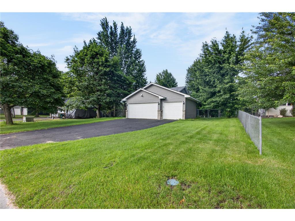 1204 123rd Avenue NE Blaine MN 55434 7092577 image29