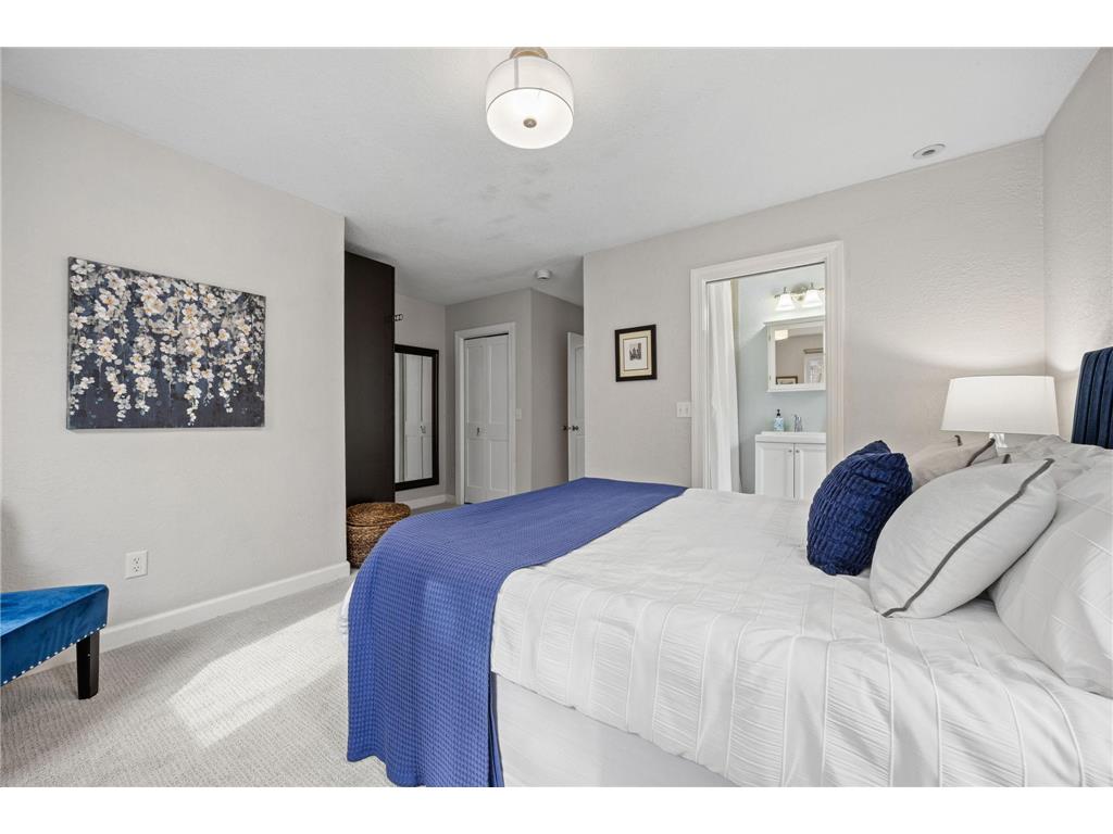 1204 Cedar Lake Road S Minneapolis MN 55416 7036250 image30