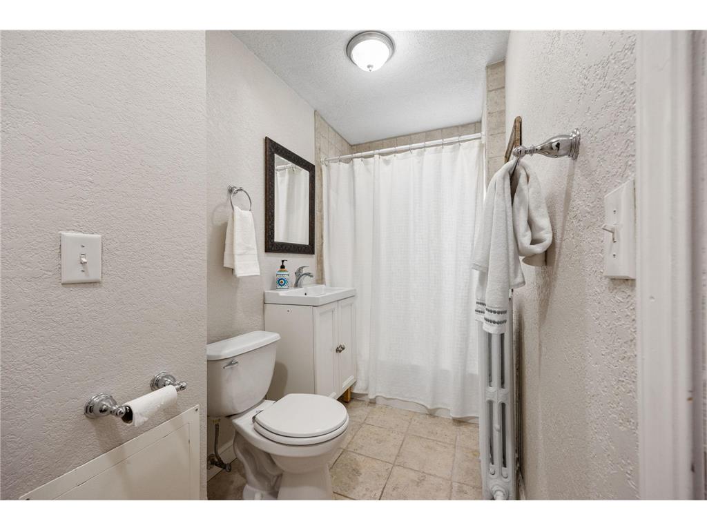 1204 Cedar Lake Road S Minneapolis MN 55416 7036250 image45