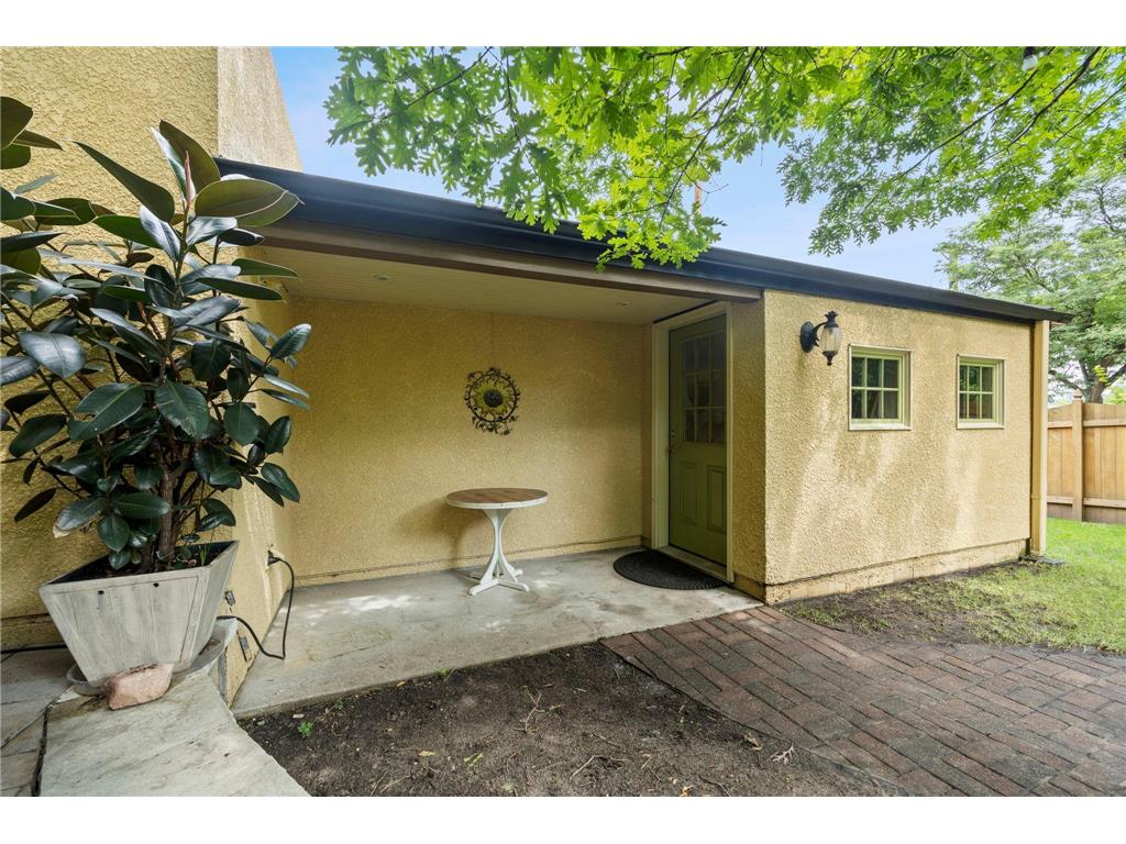 1204 Cedar Lake Road S Minneapolis MN 55416 7036250 image68