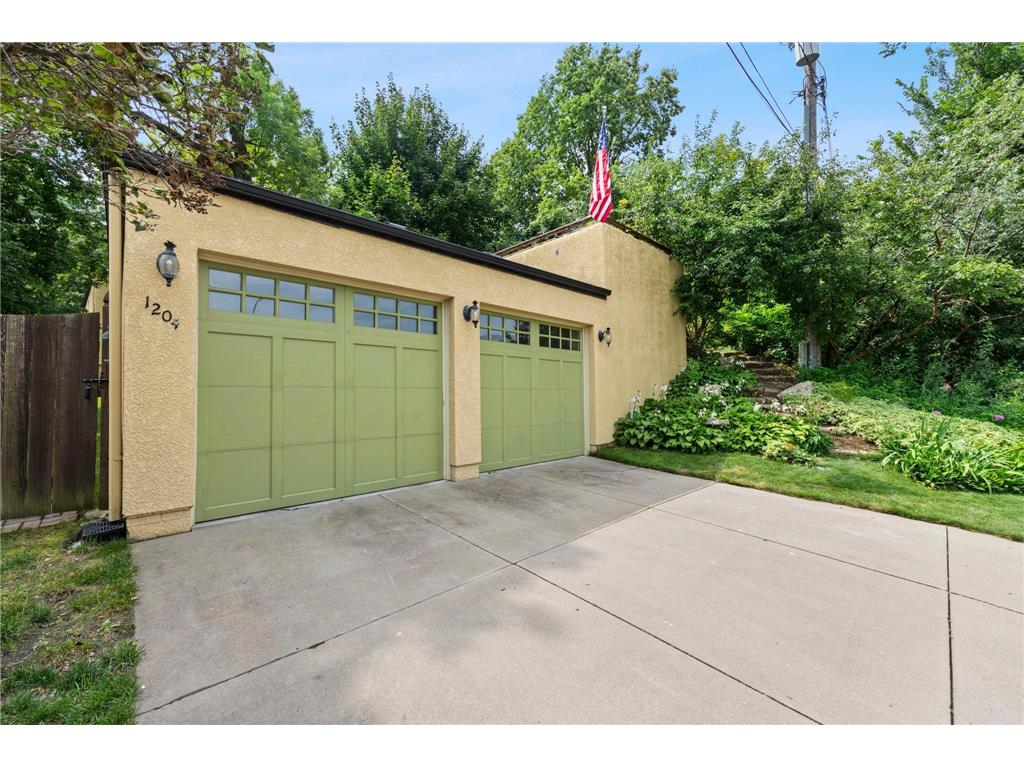 1204 Cedar Lake Road S Minneapolis MN 55416 7036250 image69