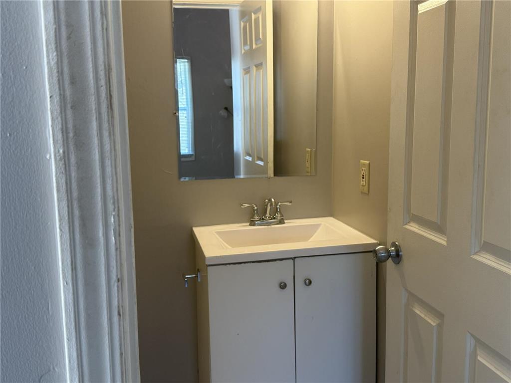 1204 E 7th Street Saint Paul MN 55106 7042149 image14