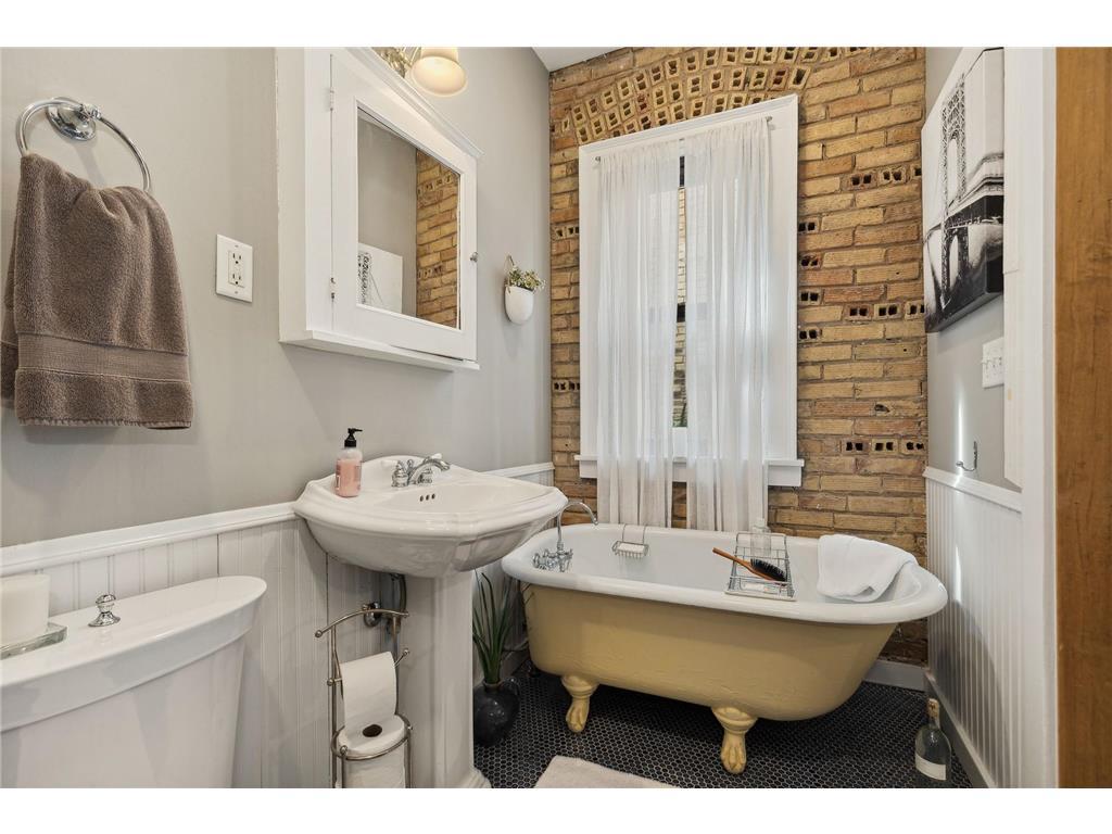 1204 Harmon Place #10 Minneapolis MN 55403 7070947 image16