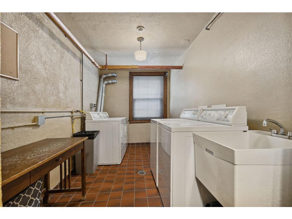 1204 Harmon Place #10 Minneapolis MN 55403 7070947 image20