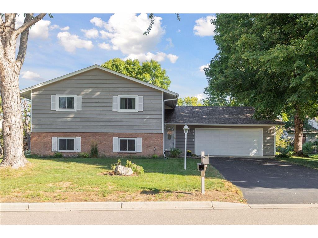 1204 W 156th Street Burnsville MN 55306 6446224 image1