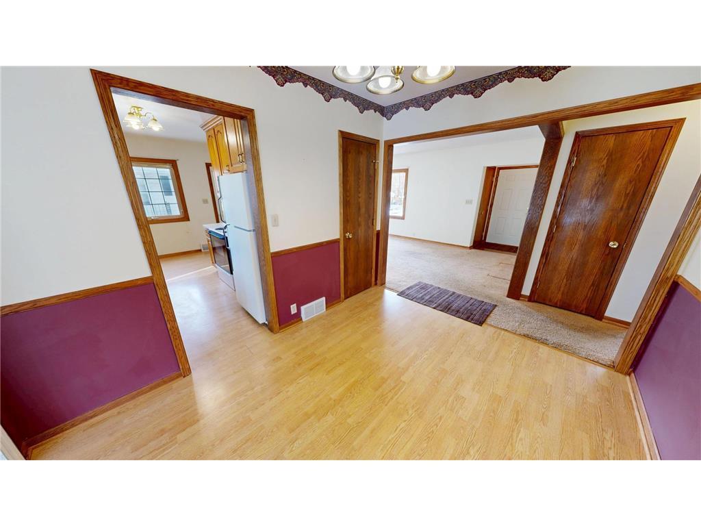 1204 Willmar Avenue SW Willmar MN 56201 6819872 image5