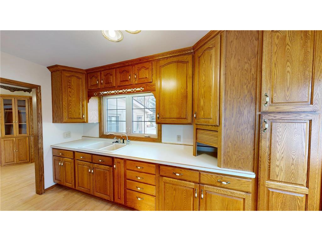 1204 Willmar Avenue SW Willmar MN 56201 6819872 image6