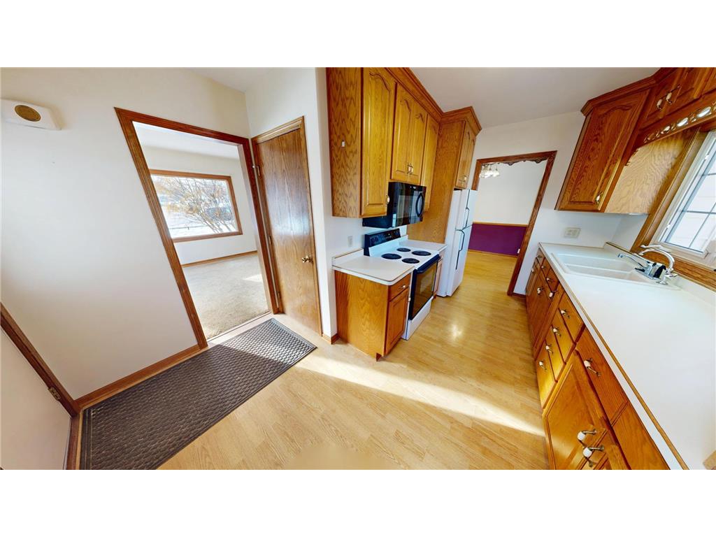 1204 Willmar Avenue SW Willmar MN 56201 6819872 image9