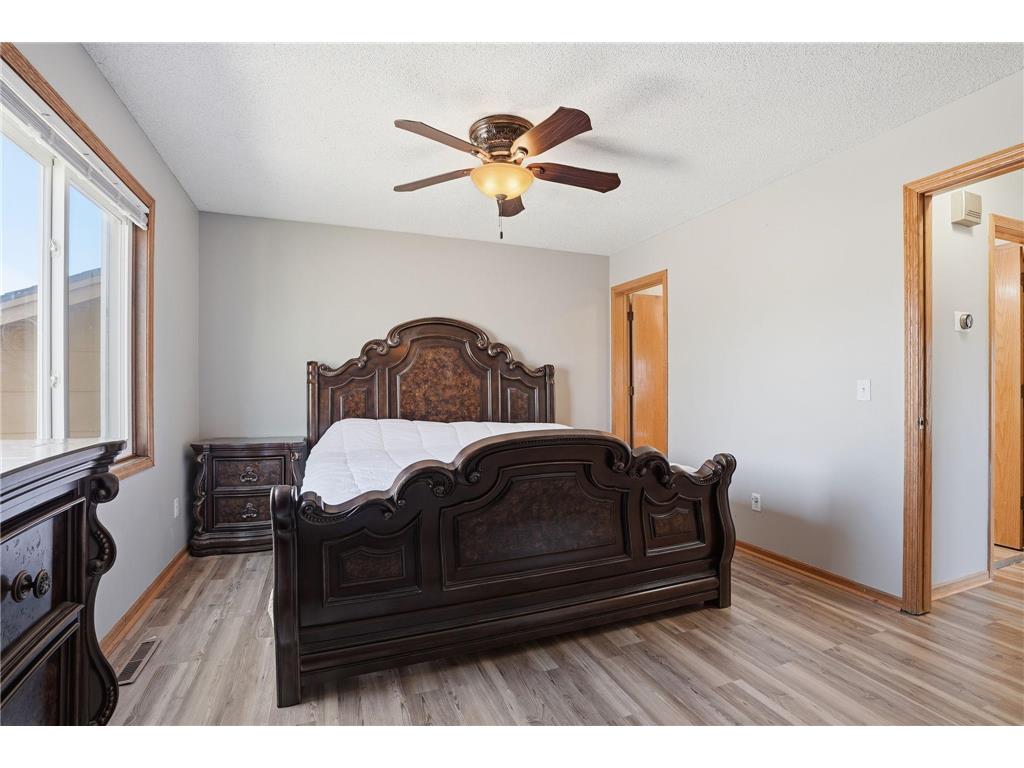 12048 Zea Street NW Coon Rapids MN 55433 7058045 image15