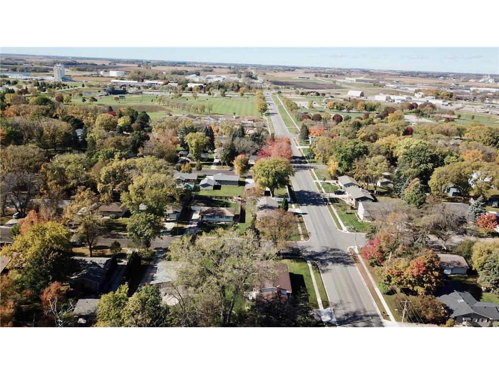 1205 16th Street SW Willmar MN 56201 6805273 image3