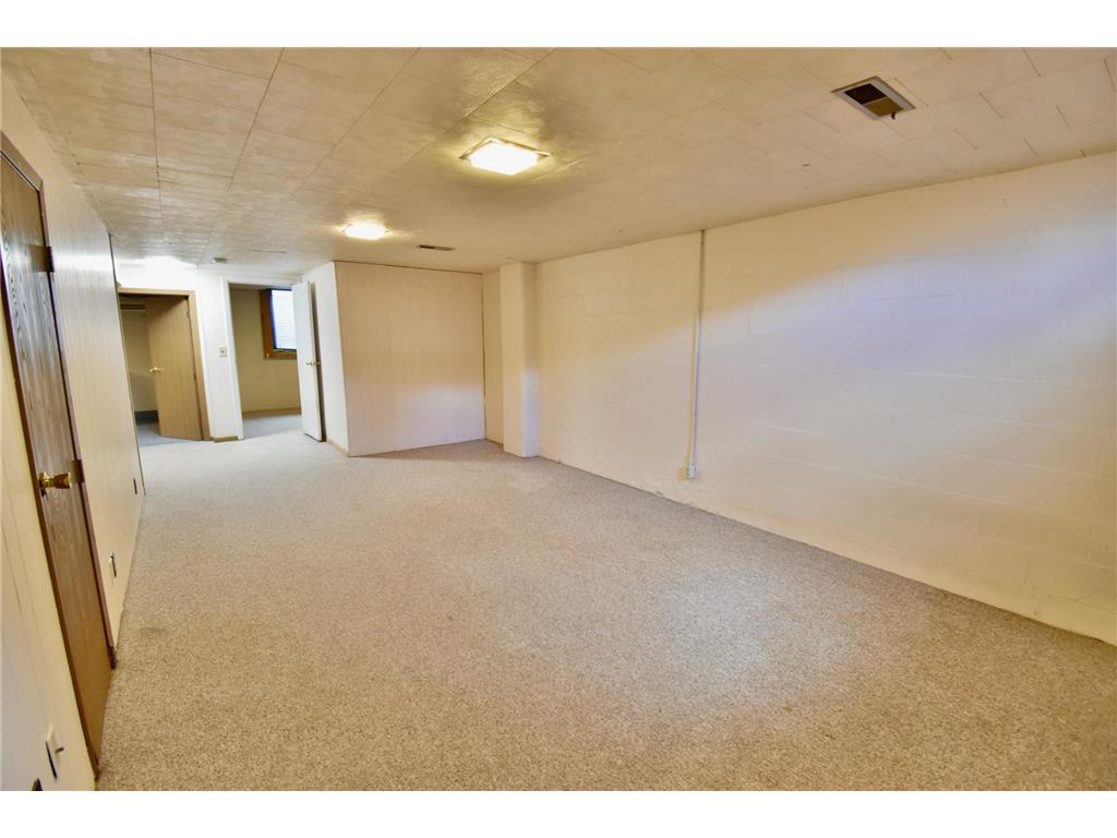 1205 16th Street SW Willmar MN 56201 6805273 image32