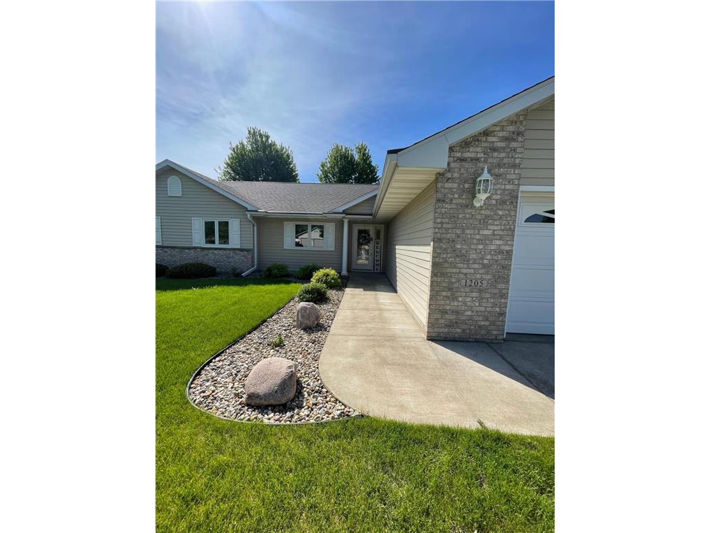 1205 26th Street SW Austin MN 55912 7081376 image2