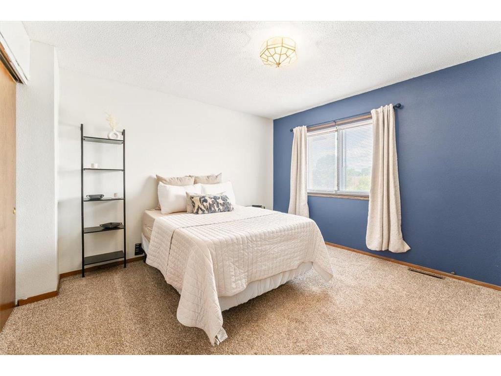 1205 63rd Lane Brooklyn Center MN 55430 7108221 image21