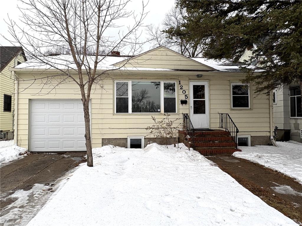 1205 6th Street S Moorhead MN 56560 7001117 image1