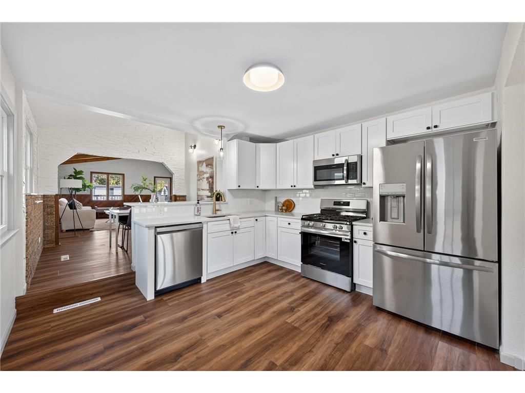 1205 8th Avenue S South Saint Paul MN 55075 7042030 image1