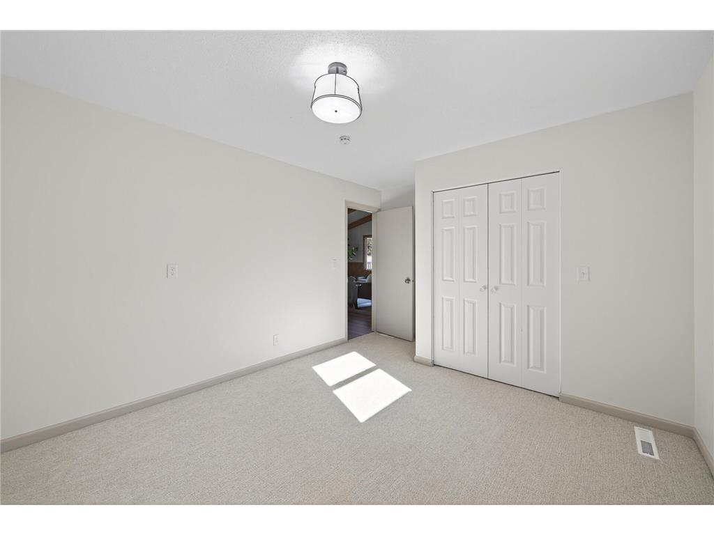 1205 8th Avenue S South Saint Paul MN 55075 7042030 image17