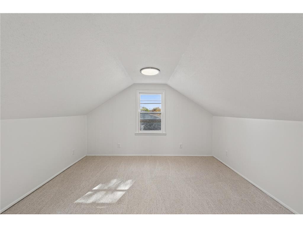 1205 8th Avenue S South Saint Paul MN 55075 7042030 image33