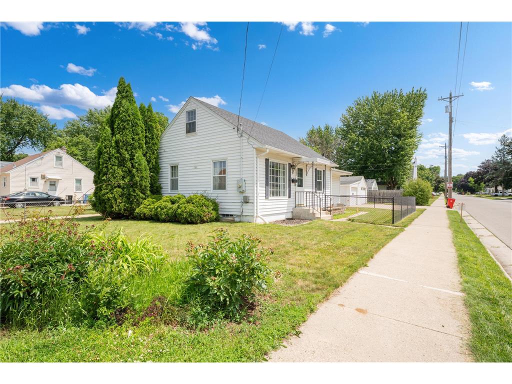 1205 9th Street NE Rochester MN 55906 7103630 image4