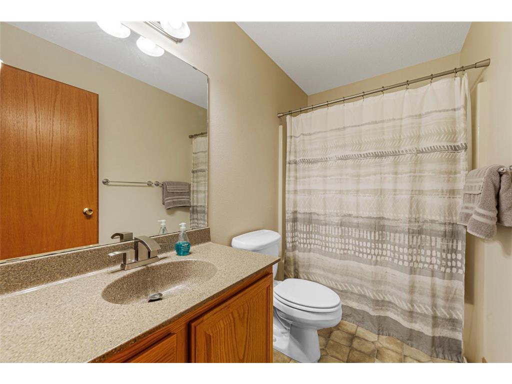 1205 Amber Lane Faribault MN 55021 6778720 image31