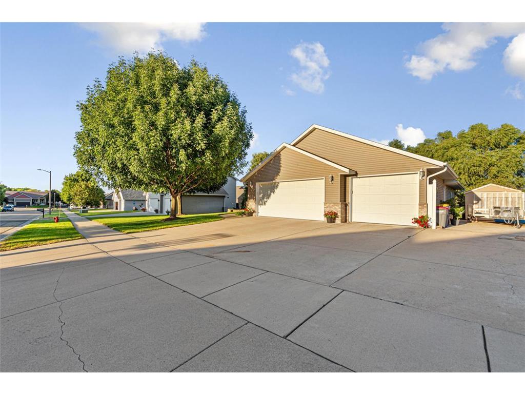 1205 Amber Lane Faribault MN 55021 6778720 image4