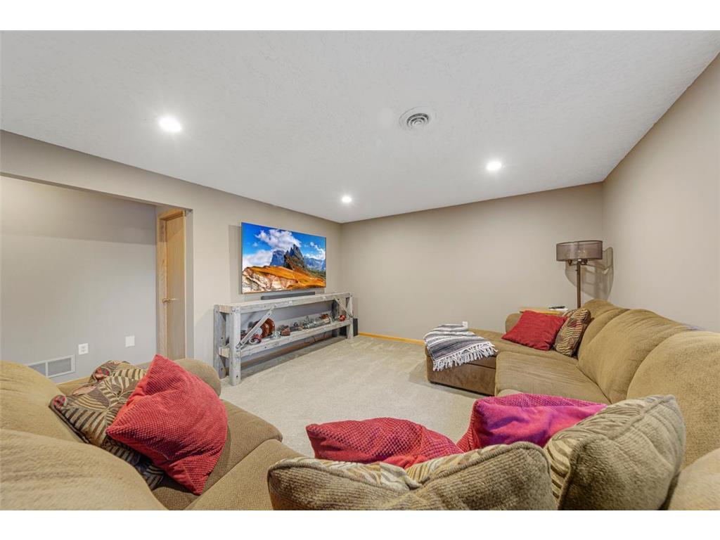 1205 Amber Lane Faribault MN 55021 6778720 image43