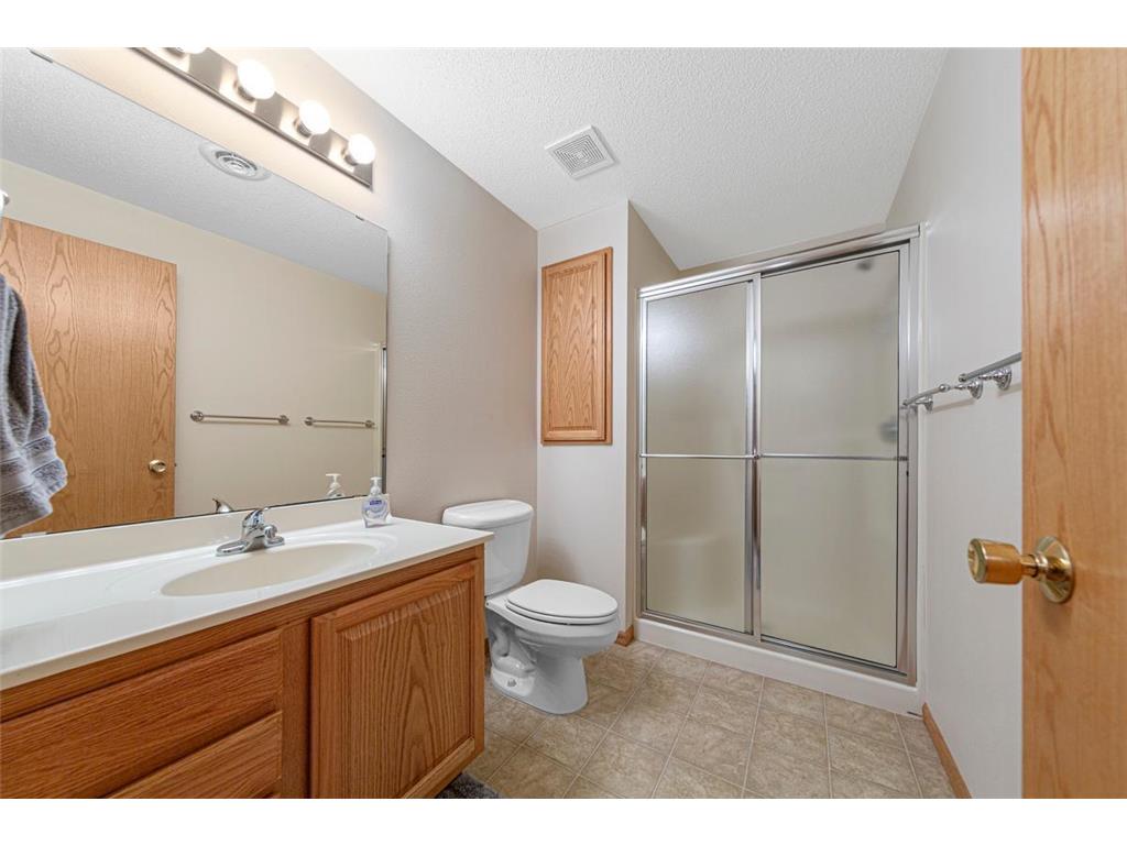 1205 Amber Lane Faribault MN 55021 6778720 image50