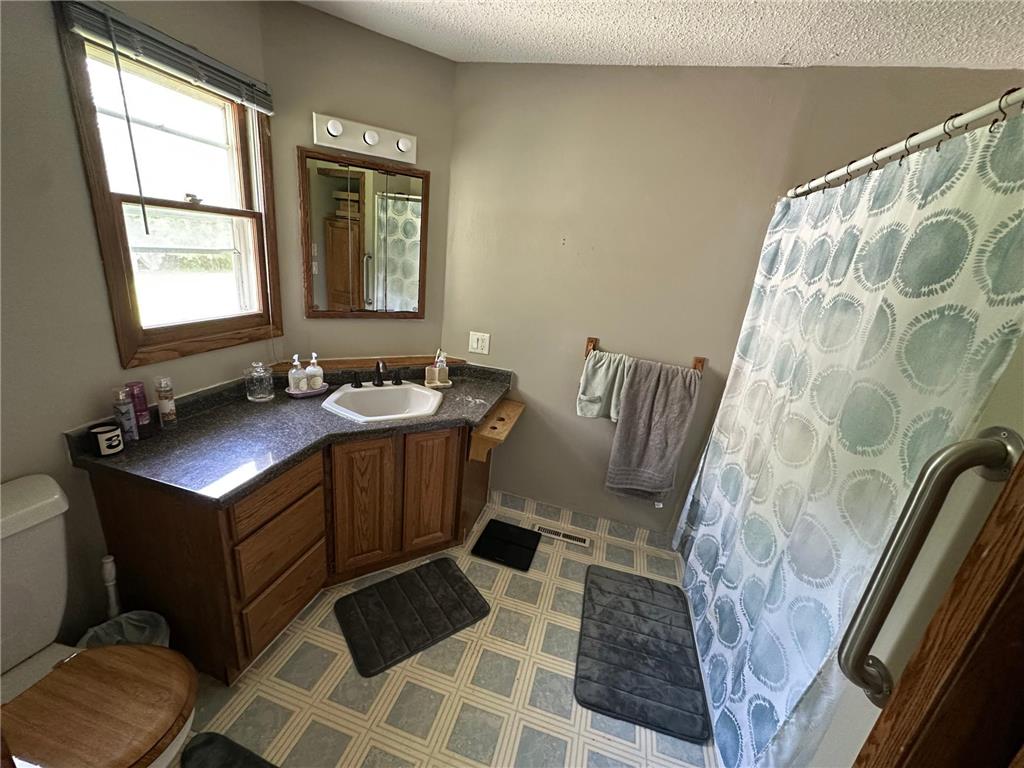 1205 Greenwood Street E Thief River Falls MN 56701 7089831 image7