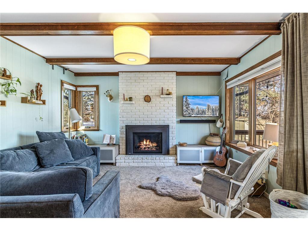 1205 Laurie Road W Roseville MN 55113 7025390 image1