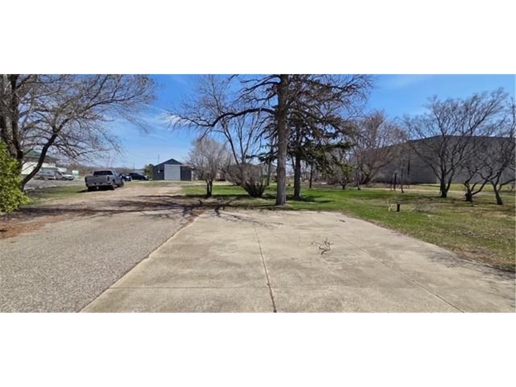 1205 N Nokomis Alexandria MN 56308 7001988 image36