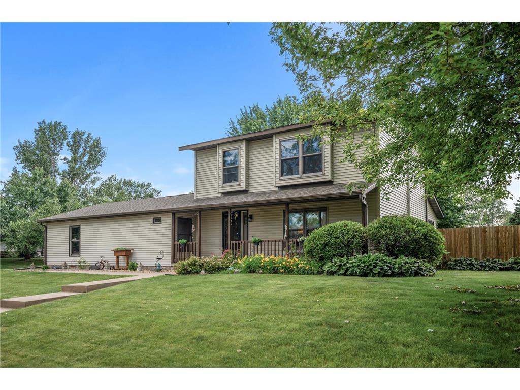 1205 Namekagon Loop Hudson WI 54016 6743015 image1